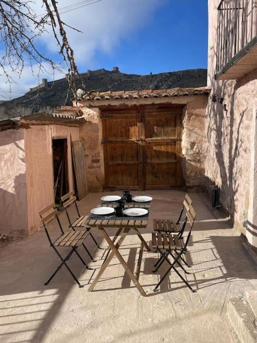 Acogedora Casa Con Patio-Parking Villa Albarracín Eksteriør billede